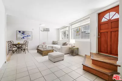 1635 S Beverly Glen Blvd #7, Los Angeles, CA 90024 - Photo 1