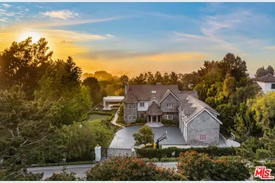 3170 Kings Ct, Los Angeles, CA 90077 - Photo 1