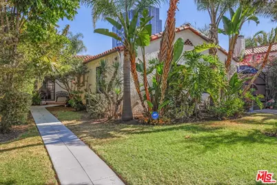 6119 Del Valle Dr, Los Angeles, CA 90048 - Photo 1