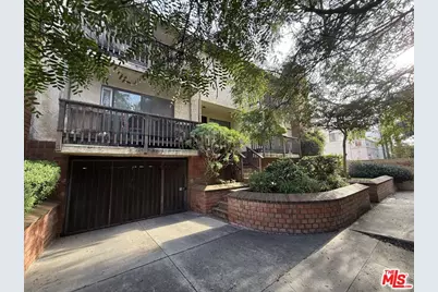 2412 Ocean Ave #4, Venice, CA 90291 - Photo 1