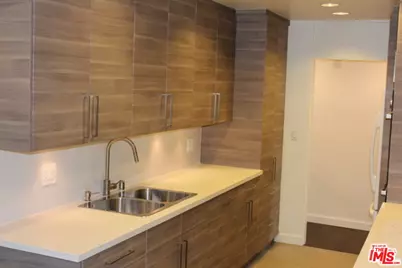 11044 Ophir Dr #401, Los Angeles, CA 90024 - Photo 1