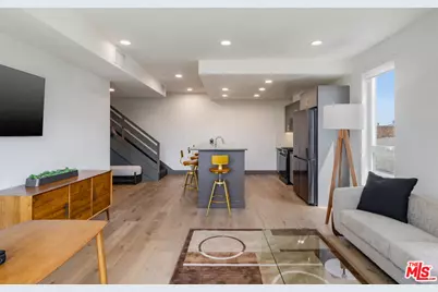 118 N Orlando Ave #304, Los Angeles, CA 90048 - Photo 1