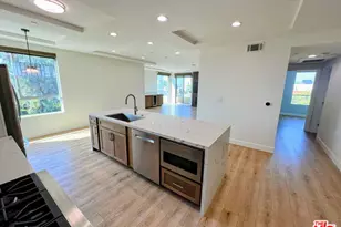 5525 W Olympic Blvd, Los Angeles, CA 90036 - Photo 1