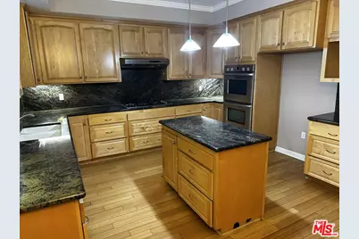 5560 Buffalo Ave, Sherman Oaks, CA 91401 - Photo 1