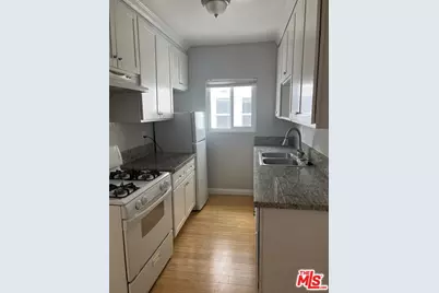 233 N Park View St, Los Angeles, CA 90026 - Photo 1