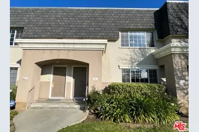 19142 Haynes St #3, Reseda, CA 91335 - Photo 1