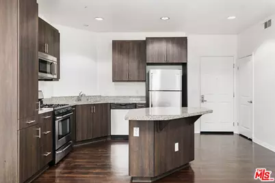 1408 W Washington Blvd #103, Los Angeles, CA 90007 - Photo 1