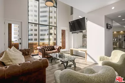 10550 Wilshire Blvd #505, Los Angeles, CA 90024 - Photo 1