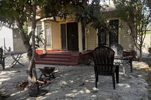 1183 W 37th Dr, Los Angeles, CA 90007 - Photo 1