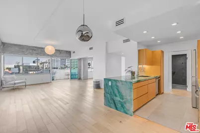 7135 Hollywood Blvd #504, Los Angeles, CA 90046 - Photo 1