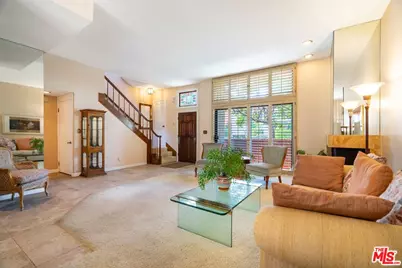 802 3rd St #B, Santa Monica, CA 90403 - Photo 1