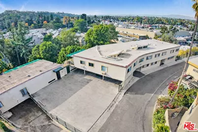 11975 Laurelwood Dr, Studio City, CA 91604 - Photo 1