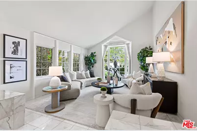 7538 W 81st St, Playa del Rey, CA 90293 - Photo 1