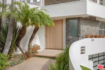 739 20th St, Santa Monica, CA 90402 - Photo 1