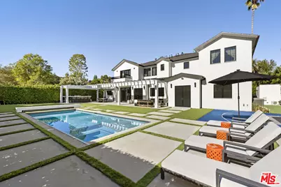 16866 Mooncrest Dr, Encino, CA 91436 - Photo 1