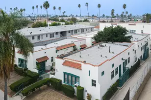 1123 S Norton Ave, Los Angeles, CA 90019 - Photo 1