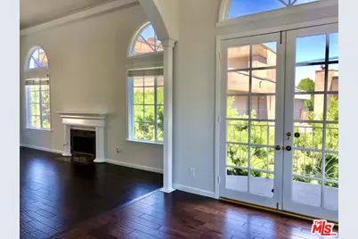 1406 Camden Ave #302, Los Angeles, CA 90025 - Photo 1