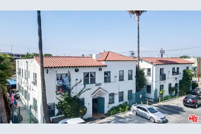 3427 S Norton Ave, Los Angeles, CA 90018 - Photo 1