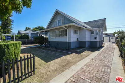 2226 W 28th St, Los Angeles, CA 90018 - Photo 1