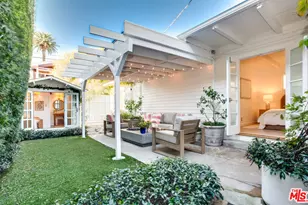 739 Superba Ave, Venice, CA 90291 - Photo 1