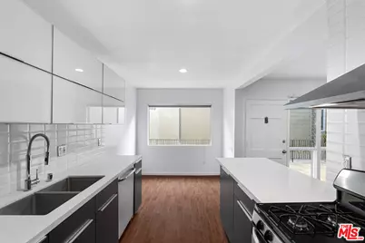 612 Huntley Dr #3, West Hollywood, CA 90069 - Photo 1