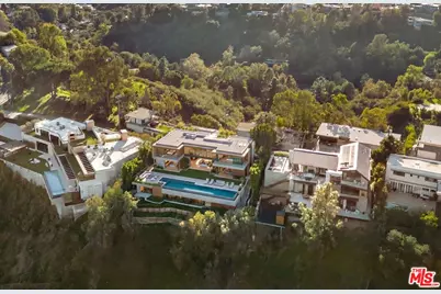 1128 N Tigertail Rd, Los Angeles, CA 90049 - Photo 1