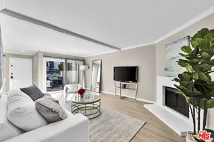 5800 Owensmouth Ave, Woodland Hills, CA 91367 - Photo 1