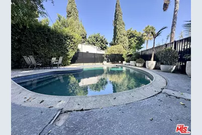 1246 N Genesee Ave, West Hollywood, CA 90046 - Photo 1