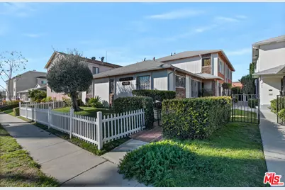 831 Austin Ave #5, Inglewood, CA 90302 - Photo 1