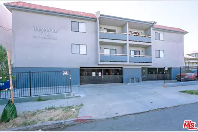 955 S Normandie Ave #106, Los Angeles, CA 90006 - Photo 1