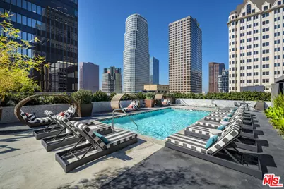 727 W 7th St #914, Los Angeles, CA 90017 - Photo 1