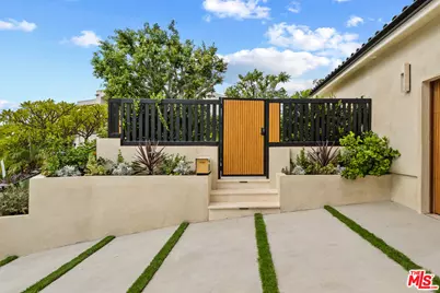 11351 Dona Lisa Dr, Studio City, CA 91604 - Photo 1