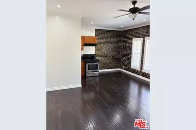 738 New Hampshire Ave #302, Los Angeles, CA 90005 - Photo 1