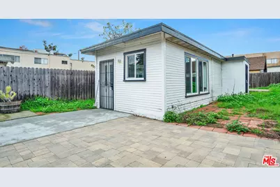 705 S Adams St #A, Glendale, CA 91205 - Photo 1