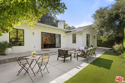9782 Oak Pass Rd, Beverly Hills, CA 90210 - Photo 1