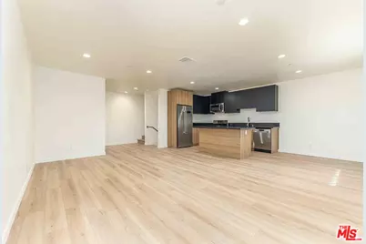 2101 S Burnside Ave #1/2, Los Angeles, CA 90016 - Photo 1