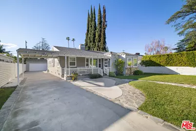 5439 Carpenter Ave, Valley Village, CA 91607 - Photo 1