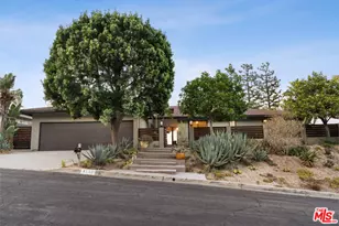 3235 Steven Dr, Encino, CA 91436 - Photo 1