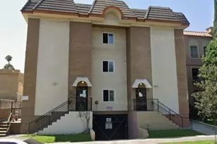 545 S Manhattan Pl, Los Angeles, CA 90020 - Photo 1