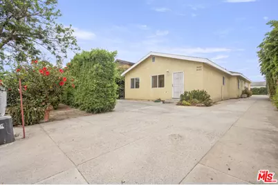 3660 Halldale Ave, Los Angeles, CA 90018 - Photo 1