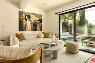 7511 Lasaine Ave, Los Angeles, CA 91406 - Photo 1