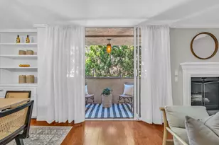 1130 9th St, Santa Monica, CA 90403 - Photo 1