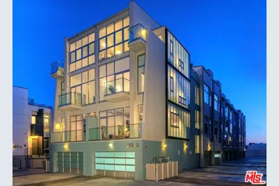 4151 Redwood Ave #212, Los Angeles, CA 90066 - Photo 1