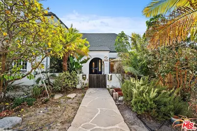 9022 Beverlywood St, Los Angeles, CA 90034 - Photo 1