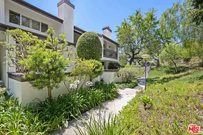 1622 Palisades Dr, Pacific Palisades, CA 90272 - Photo 1