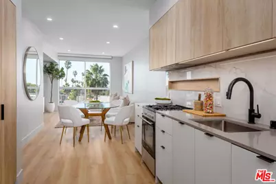 12431 Rochester Ave #102, Los Angeles, CA 90025 - Photo 1