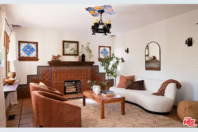 295 Marguerita Ln, Pasadena, CA 91106 - Photo 1