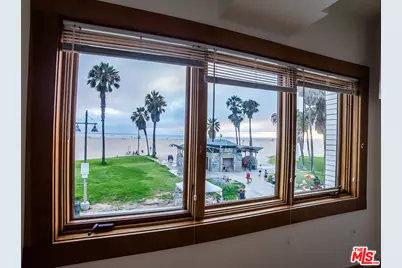 8 Brooks Ave #6, Venice, CA 90291 - Photo 1
