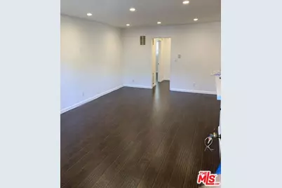 7924 Clinton St, Los Angeles, CA 90048 - Photo 1