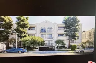 860 S Lucerne Blvd, Los Angeles, CA 90005 - Photo 1